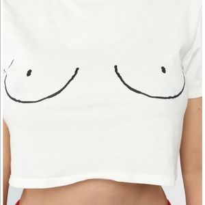 FASHION NOVA - Free the Nipple / Nip Slip Crop Top